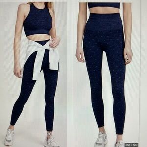 Splits59 SET of indigo dot bra/legging set